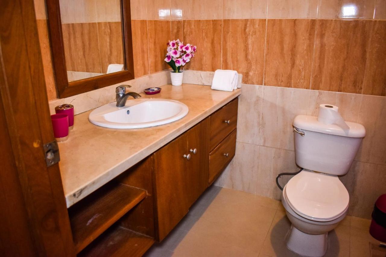 Hostal Palmas De Punta Cana F2 Extérieur photo